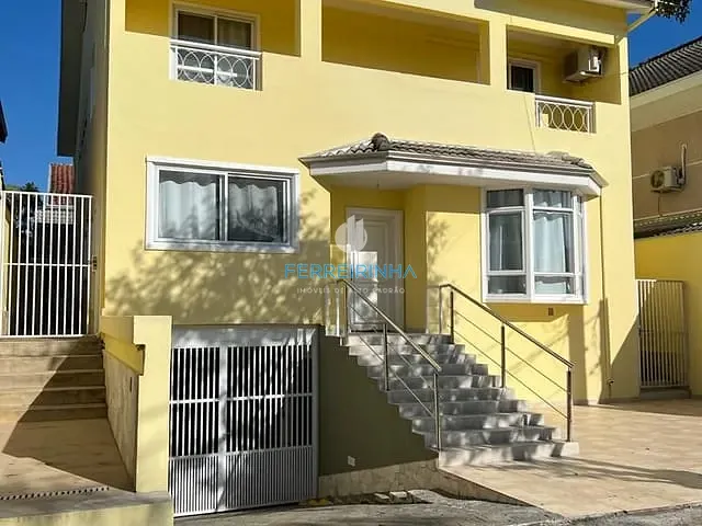 Casa com 340m² 4 quartos e 4 banheiros, à venda, no bairro Urbanova em São José dos Campos