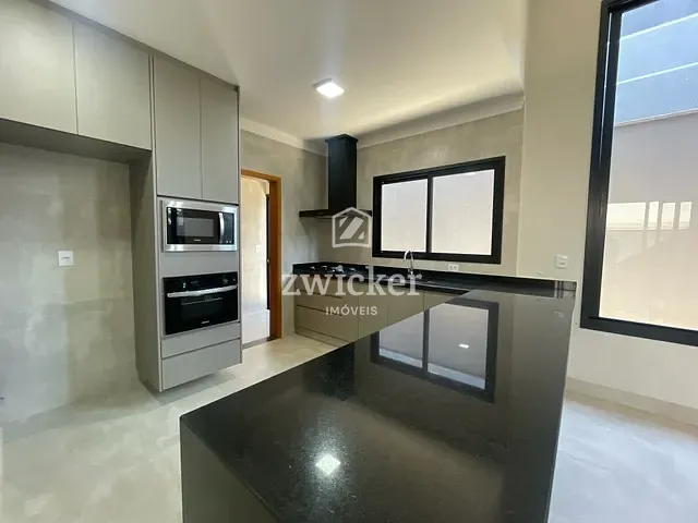 Casa com 450m² 3 quartos e 5 banheiros, à venda, no bairro Morada das Flores em Piratininga