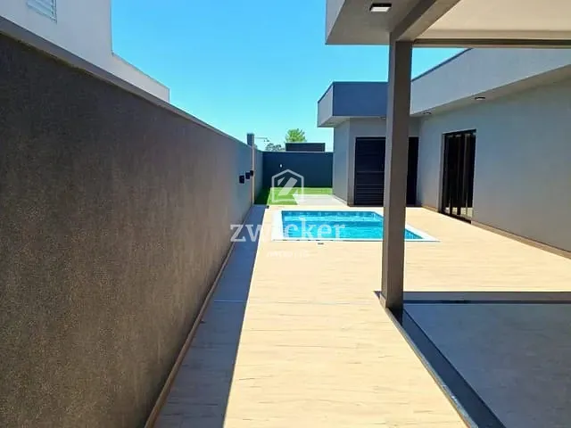 Casa 3 quartos e 5 banheiros, à venda, no bairro Morada das Flores em Piratininga