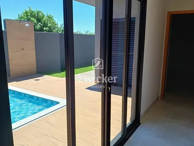 Casa com 450m² 3 quartos e 5 banheiros, à venda, no bairro Morada das Flores em Piratininga