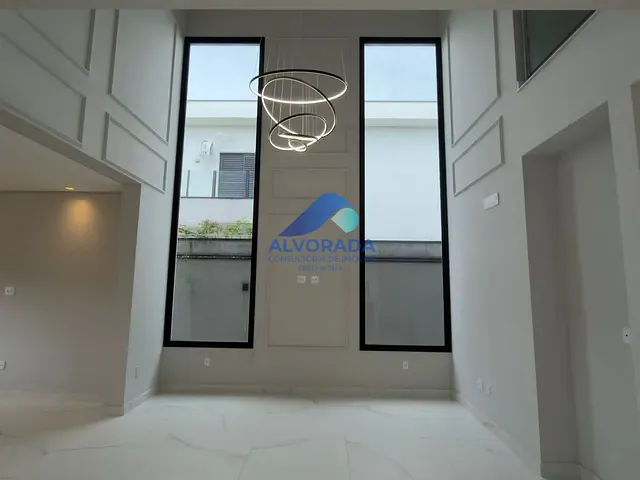 Casa com 451m² 4 quartos e 6 banheiros, à venda, no bairro Loteamento Vivant Urbanova em São José dos Campos