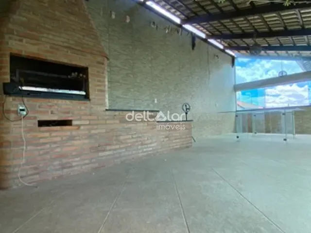 Casa com 420m² 3 quartos e 3 banheiros, para alugar, no bairro Rio Branco em Belo Horizonte