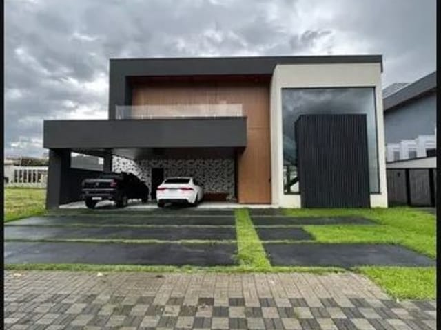 Casa com 700m² 4 quartos e 2 banheiros, à venda, no bairro Condomínio Reserva do Paratehy em São José dos Campos