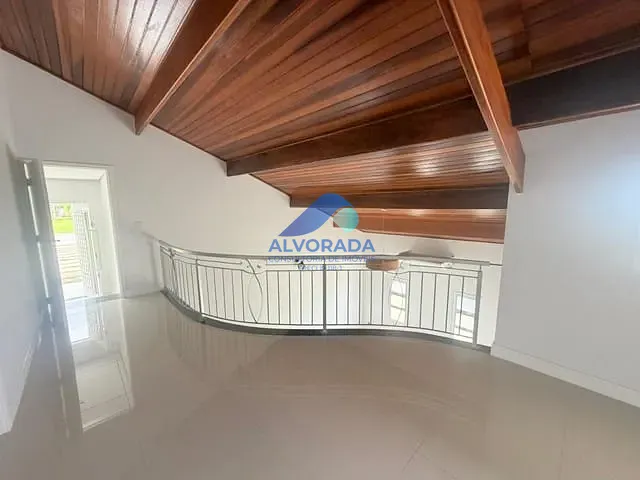 Casa 3 quartos e 4 banheiros, à venda, no bairro Condomínio Residencial Mirante do Vale em Jacareí