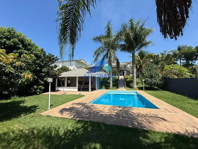 Casa 3 quartos e 4 banheiros, à venda, no bairro Condomínio Residencial Mirante do Vale em Jacareí