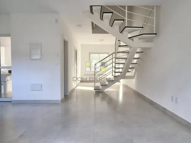 Casa com 96m² 3 quartos e 1 banheiro, para alugar, no bairro Jardim Santa Rosa em Nova Odessa