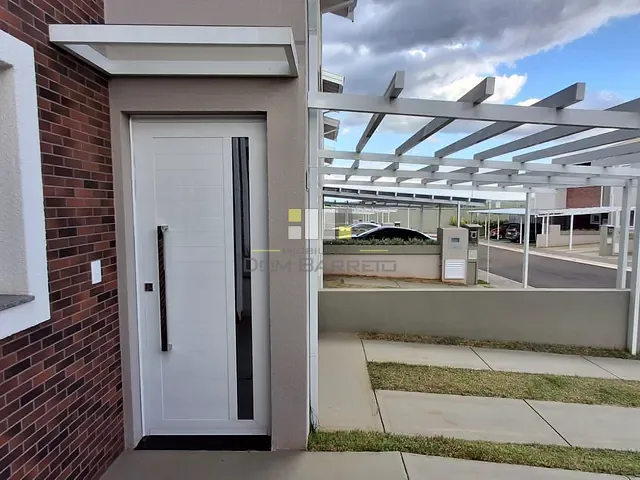 Casa com 96m² 3 quartos e 1 banheiro, para alugar, no bairro Jardim Santa Rosa em Nova Odessa