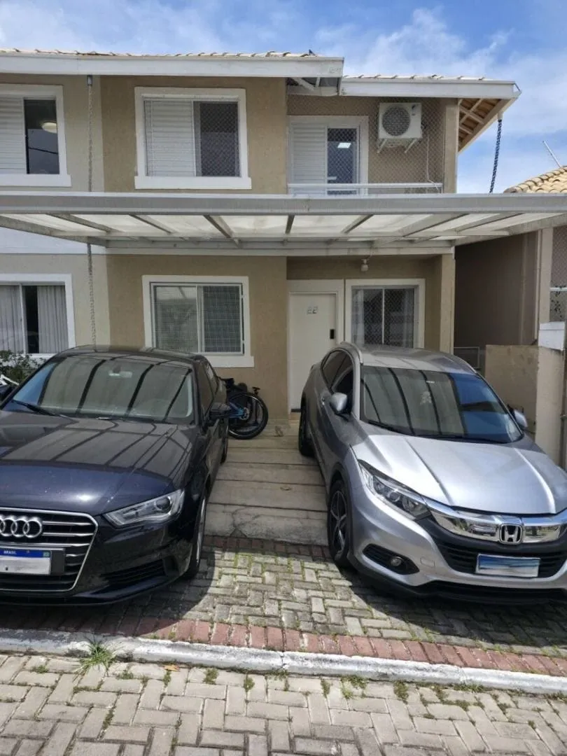 Casa, 4 quartos, 188 m² - Foto 1