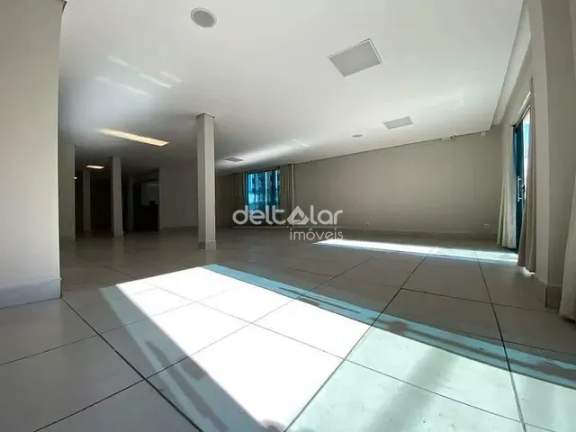 Casa à venda, no bairro Ipiranga em Belo Horizonte