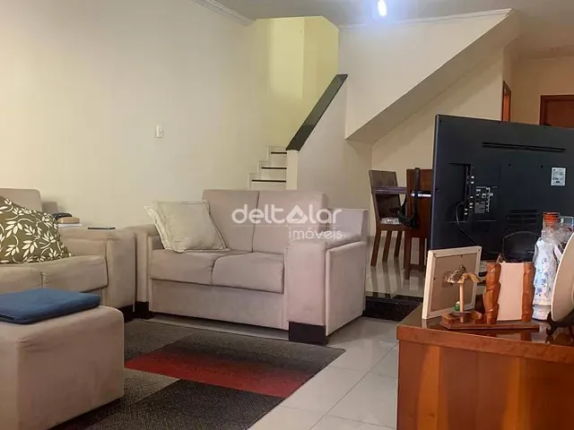 Casa com 120m² 3 quartos e 3 banheiros, à venda, no bairro Santa Mônica em Belo Horizonte