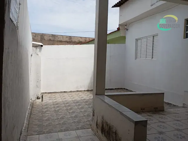 Casa 2 quartos e 1 banheiro, para alugar, no bairro Jardim Santa Lúcia em Campinas