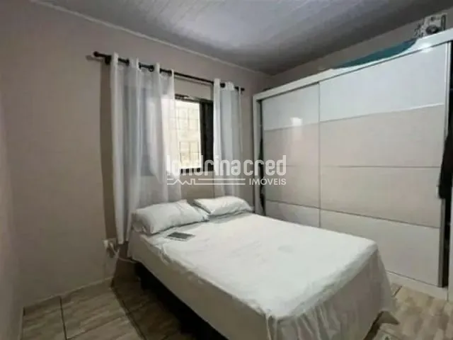 Casa à venda, no bairro Parque Industrial José Belinati em Londrina