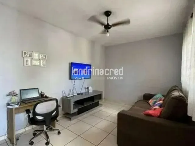 Casa à venda, no bairro Parque Industrial José Belinati em Londrina