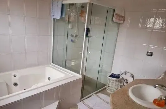 Casa, 4 quartos, 330 m² - Foto 4