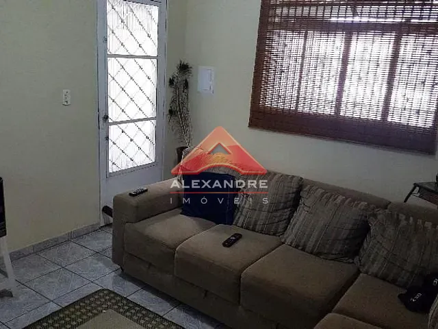Casa com 128m² 2 quartos e 1 banheiro, à venda, no bairro Jardim Valparaíba em São José dos Campos