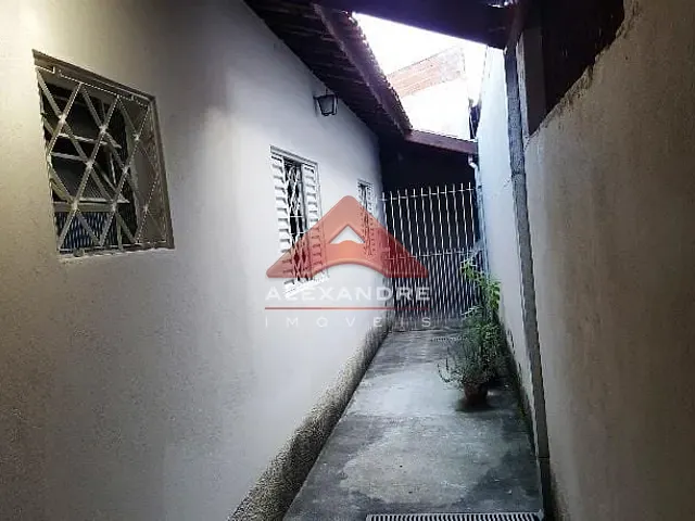 Casa com 128m² 2 quartos e 1 banheiro, à venda, no bairro Jardim Valparaíba em São José dos Campos
