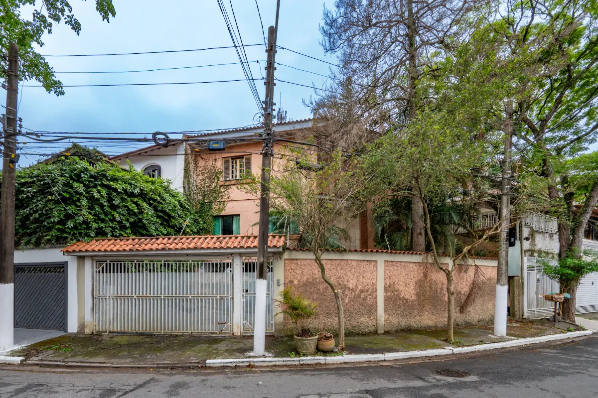Casa para venda em Rolinópolis com 4 quartos, sendo 2 suítes, 230m²