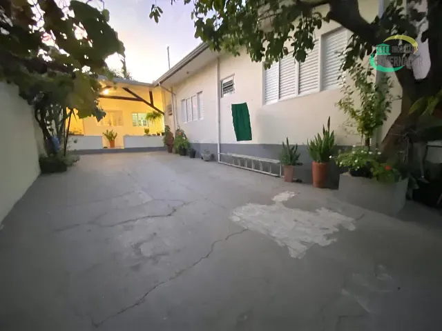 Casa com 250m² 2 quartos e 1 banheiro, à venda, no bairro Jardim Irmãos Sigrist em Campinas