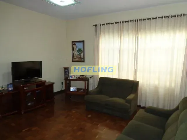 Casa com 270m² 3 quartos e 3 banheiros, à venda, no bairro Centro em Rio Claro
