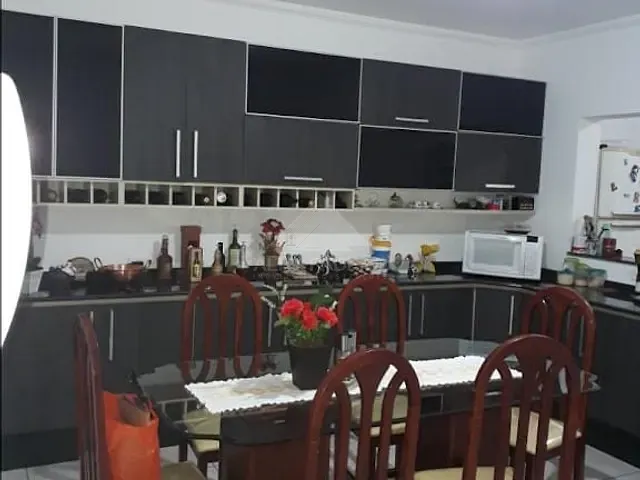 Casa com 250m² 3 quartos e 4 banheiros, à venda, no bairro Jardim Primavera em Mauá