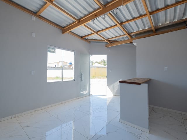 Casa com 1m² 2 quartos e 1 banheiro, para alugar, no bairro Areal em Pelotas