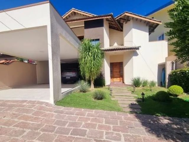 Casa com 325m² 4 quartos e 2 banheiros, à venda, no bairro Urbanova em São José dos Campos