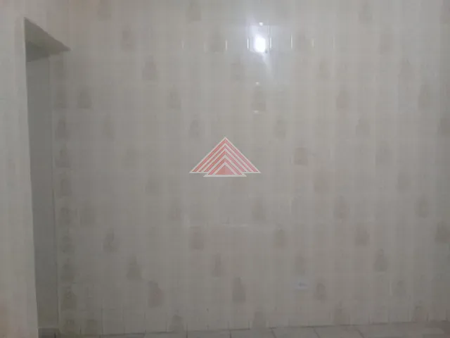 Casa com 200m² 2 quartos e 1 banheiro, à venda, no bairro Vila Ana em Mauá