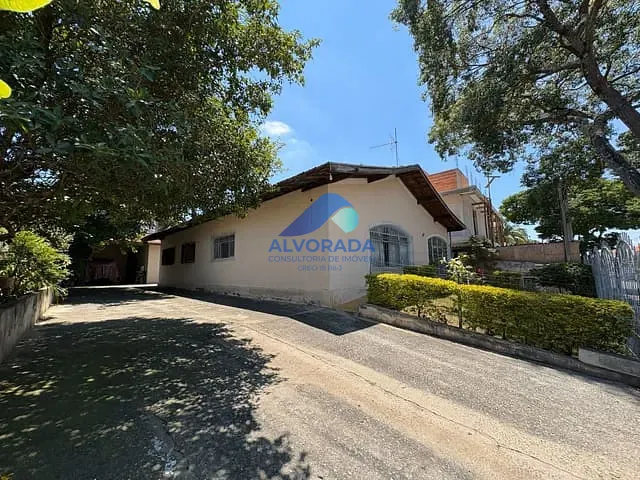 Casa com 467m² 3 quartos e 3 banheiros, à venda, no bairro Jardim Alvorada em São José dos Campos