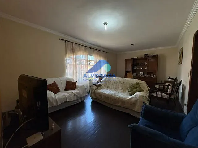 Casa com 467m² 3 quartos e 3 banheiros, à venda, no bairro Jardim Alvorada em São José dos Campos