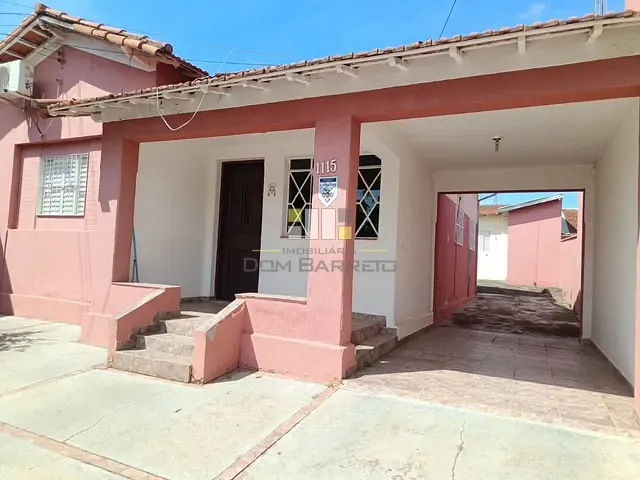Casa com 250m² 3 quartos e 1 banheiro, para alugar, no bairro Centro em Sumaré