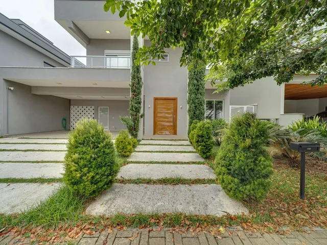 Casa com 450m² 5 quartos e 5 banheiros, à venda ou para alugar, no bairro Jardim do Golfe em São José Dos Campos