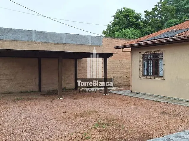 Casa com 462m² 3 quartos e 1 banheiro, à venda, no bairro Uvaranas em Ponta Grossa