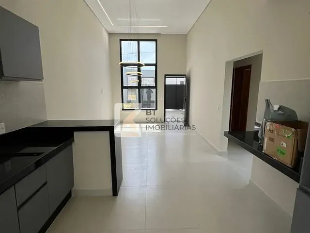 Casa com 150m² 3 quartos e 2 banheiros, à venda, no bairro Jardim Bom Sucesso em Indaiatuba