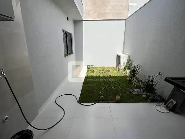 Casa com 150m² 3 quartos e 2 banheiros, à venda, no bairro Jardim Bom Sucesso em Indaiatuba