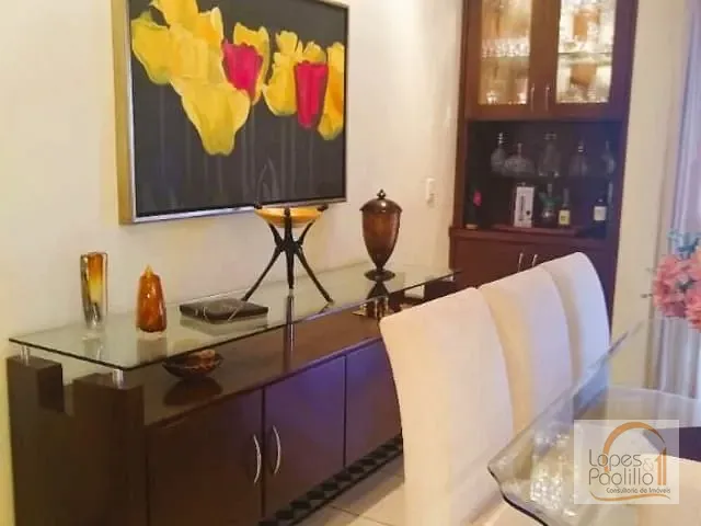 Casa com 1000m² 4 quartos e 5 banheiros, à venda, no bairro Vila Santista em Atibaia