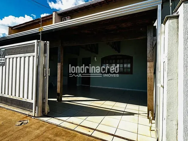 Casa 3 quartos e 3 banheiros, à venda, no bairro Jardim Albatroz em Londrina