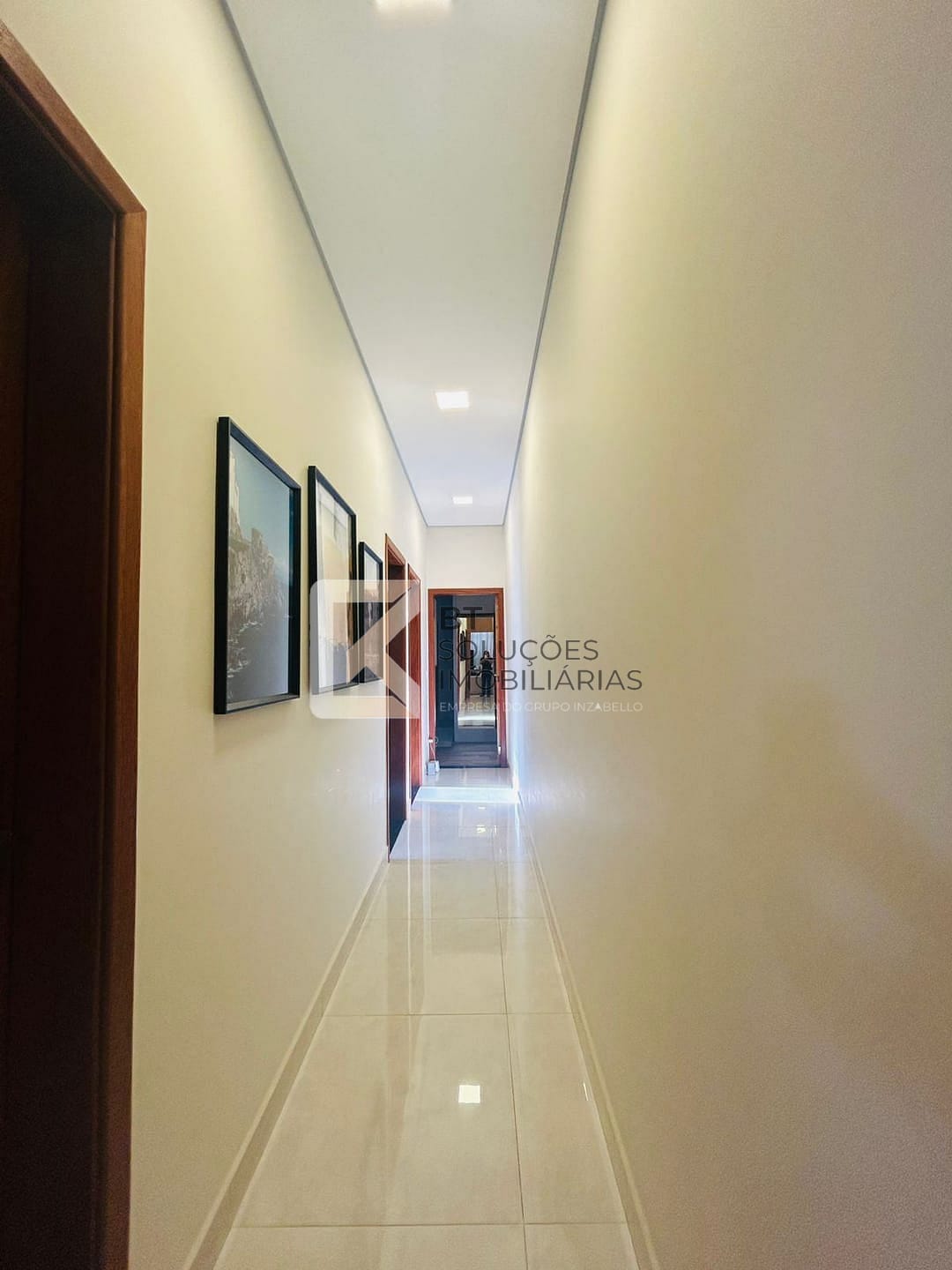 Casa para alugar com 3 quartos, 105m² - Foto 3