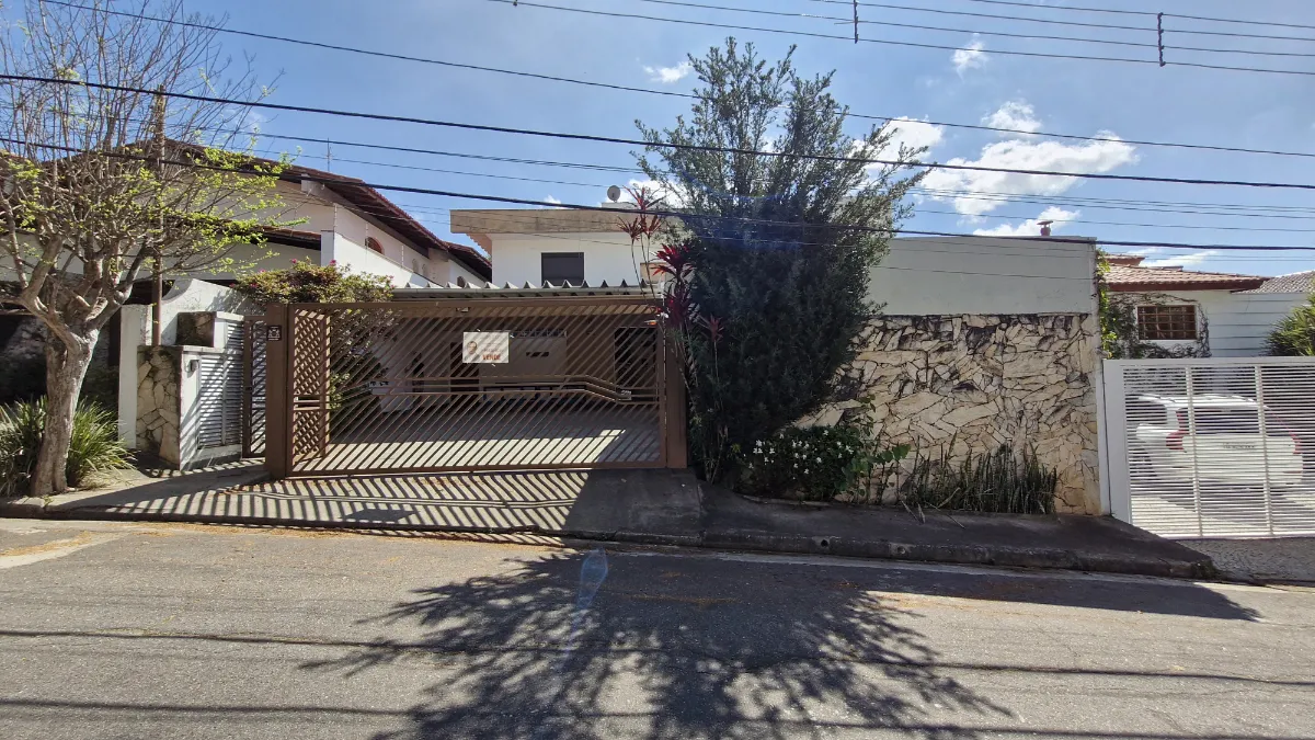 Casa para venda em Vila Inah com 4 quartos, sendo 2 suítes, 320m²