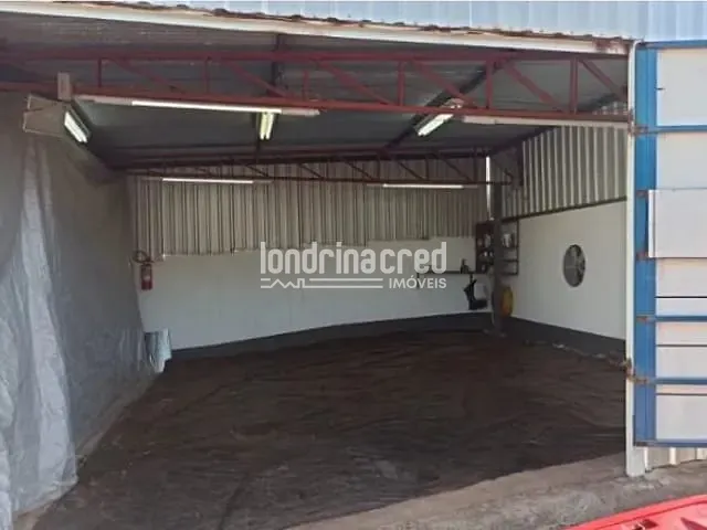 Casa 2 quartos e 1 banheiro, à venda, no bairro Jardim Tókio em Londrina