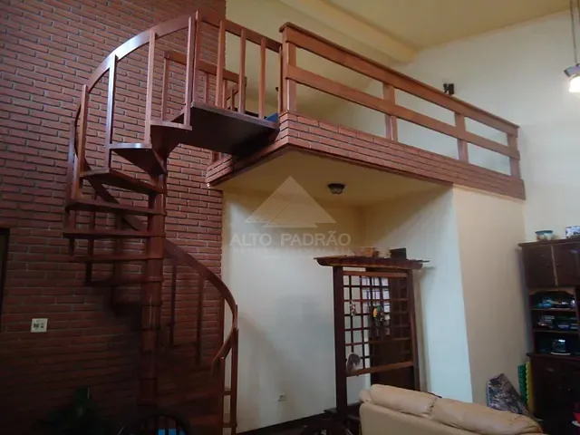 Casa com 360m² 3 quartos e 5 banheiros, à venda, no bairro Jardim Pilar em Mauá