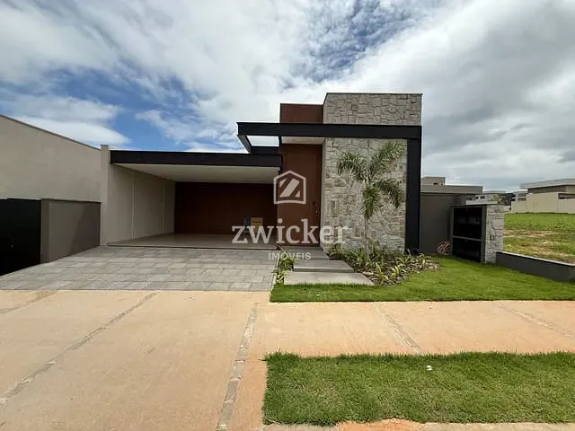 Casa 3 quartos e 5 banheiros, à venda, no bairro Residencial Villa de León em Piratininga