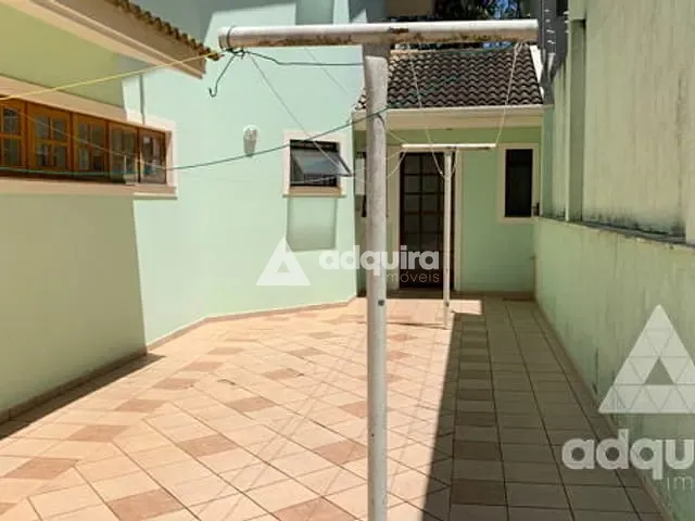 Casa com 561m² 4 quartos e 5 banheiros, à venda, no bairro Jardim Carvalho em Ponta Grossa