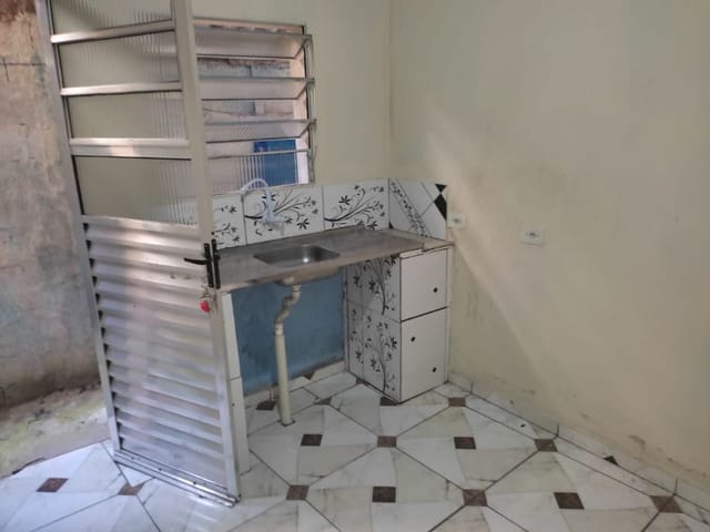 Casa com 40m² 1 quarto e 1 banheiro, à venda, no bairro Parque Novo Santo Amaro em São Paulo