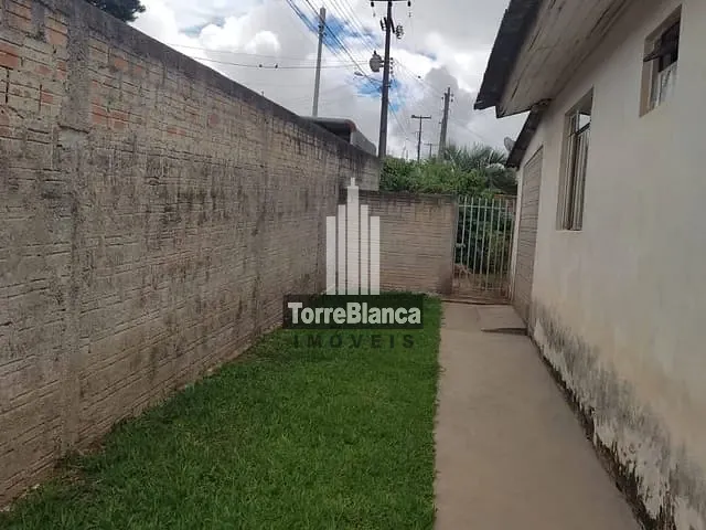Casa com 299m² 2 quartos e 1 banheiro, à venda, no bairro Uvaranas em Ponta Grossa
