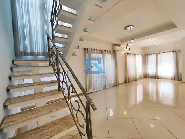 Casa 3 quartos e 3 banheiros, à venda ou para alugar, no bairro Itatiba Country Club em Itatiba