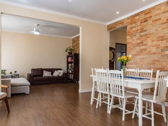 Casa com 205m² 2 quartos e 2 banheiros, à venda, no bairro Cambuci em São Paulo