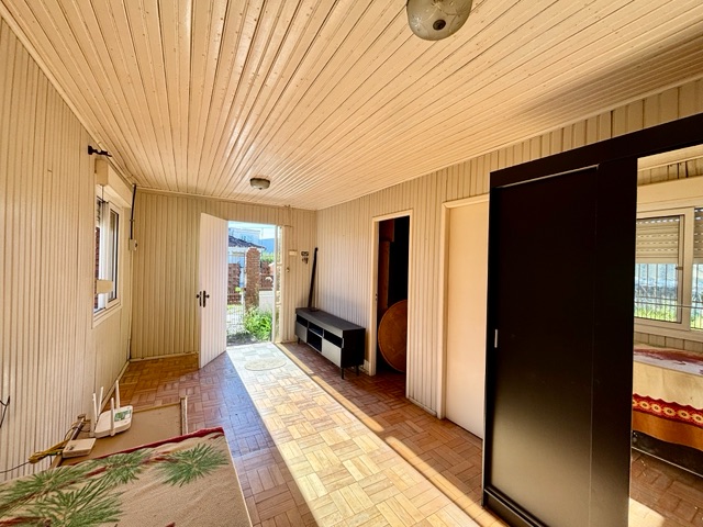 Casa com 525m² 3 quartos e 1 banheiro, à venda, no bairro Areal em Pelotas
