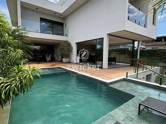 Casa com 600m² 5 quartos e 6 banheiros, à venda, no bairro Residencial Primavera em Piratininga