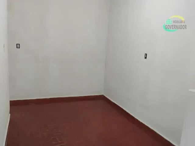 Casa com 350m² 2 quartos e 1 banheiro, à venda, no bairro Jardim Santo Expedito em Campinas