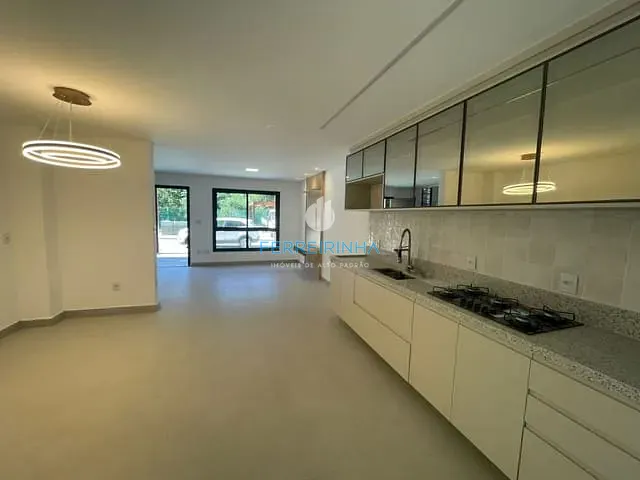 Casa com 110m² 3 quartos e 2 banheiros, à venda, no bairro Urbanova em São José dos Campos